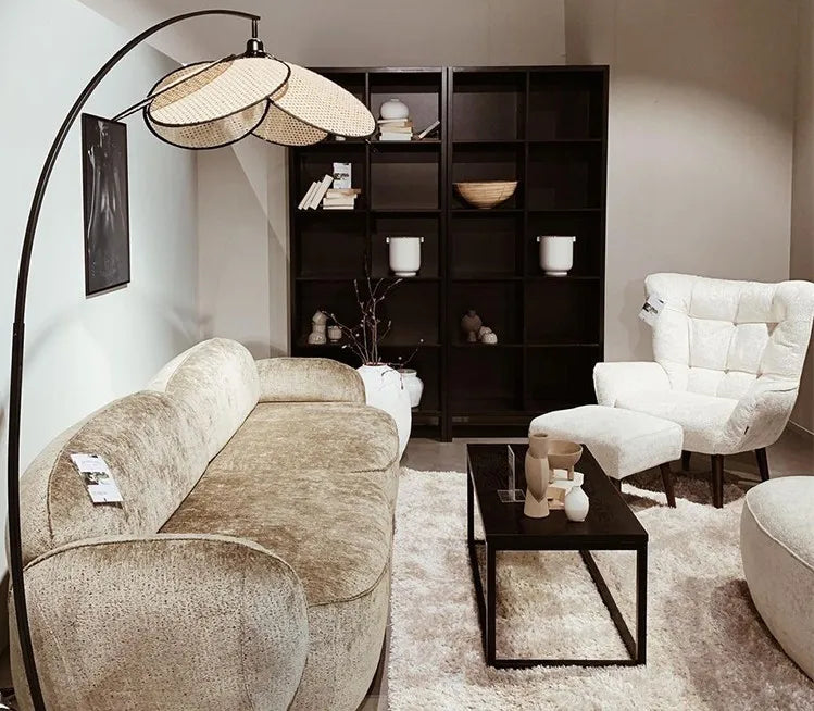 Lampe sur Pied en Rattan - Élégance Naturelle et Design Moderne