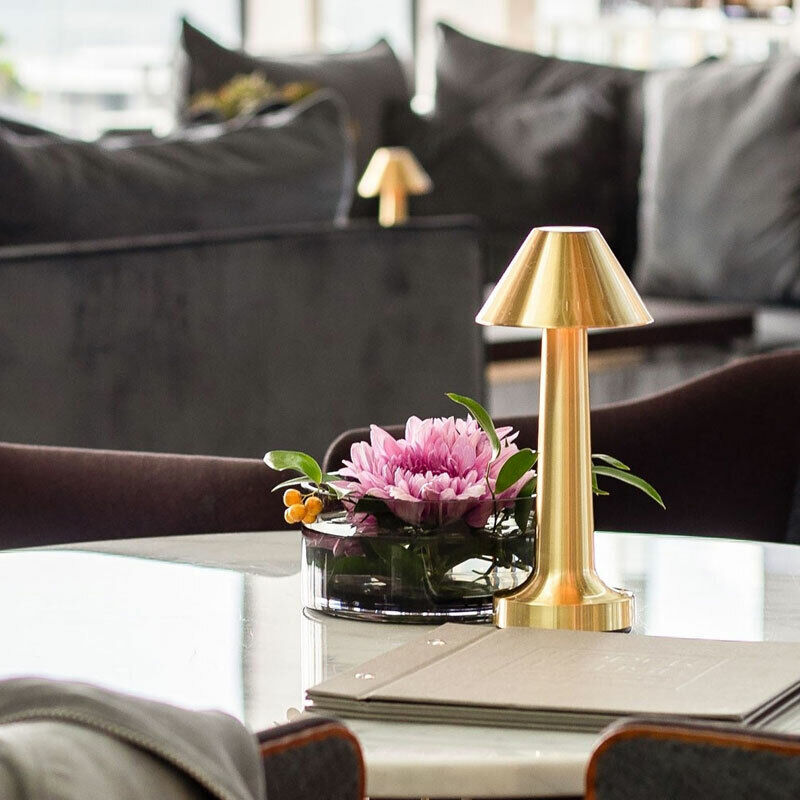 Lampe de Table LuxGlow – Éclairage LED Dimmbale pour Ambiance Chic