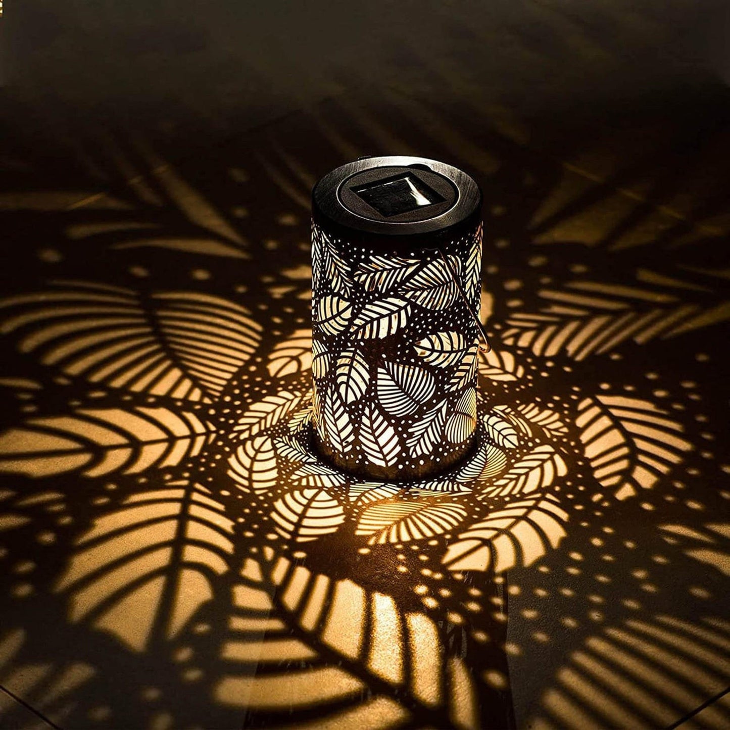 Luminous Leaf Lantern – Lampe Solaire Décorative en Forme de Feuilles, Éclairage Extérieur pour Jardin et Terrasse