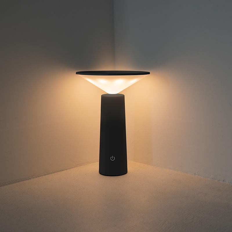 Lampe de Table LED Rechargeable Sans Fil – Éclairage Moderne et Ajustable pour Salon, Bureau et Chambre
