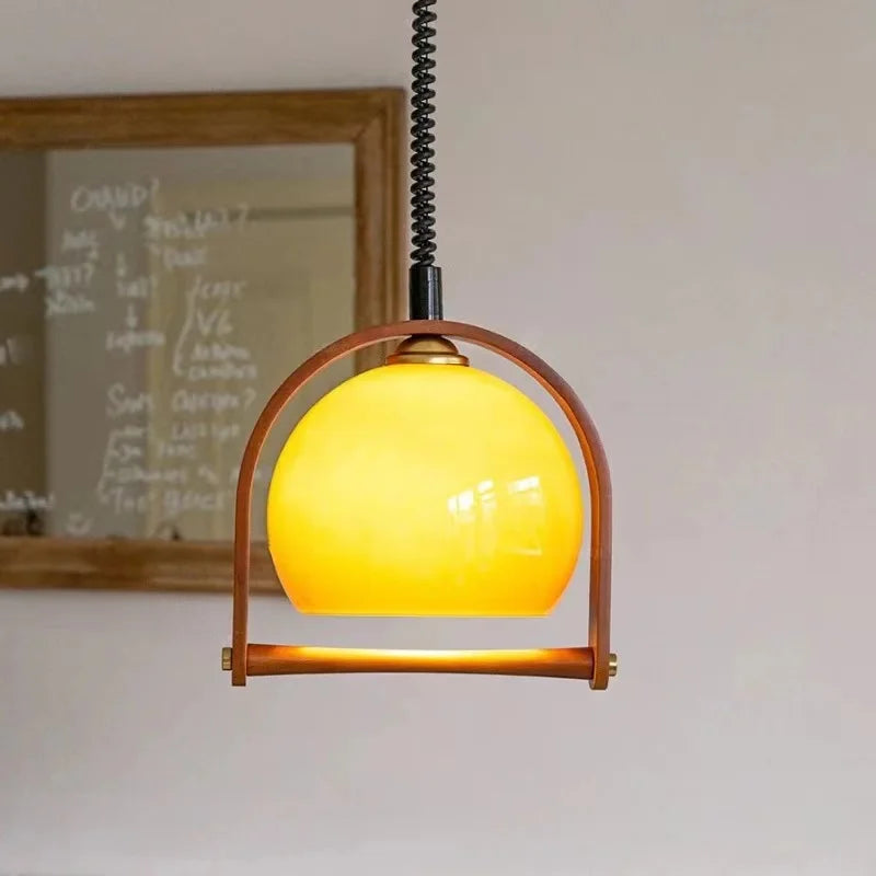 Suspension Vintage Bauhaus en Bois - Élégance Classique et Design Moderne