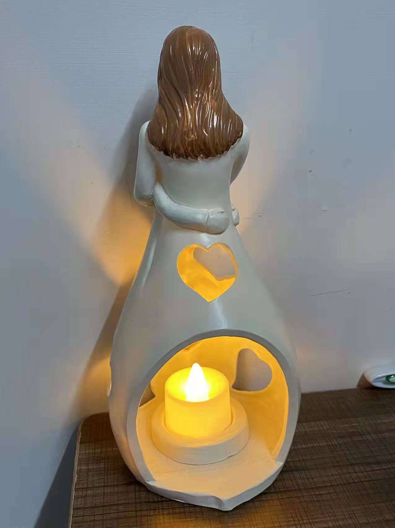 Lampe Eternal Love - Éclairage Romantique et Élégant en Résine Beige