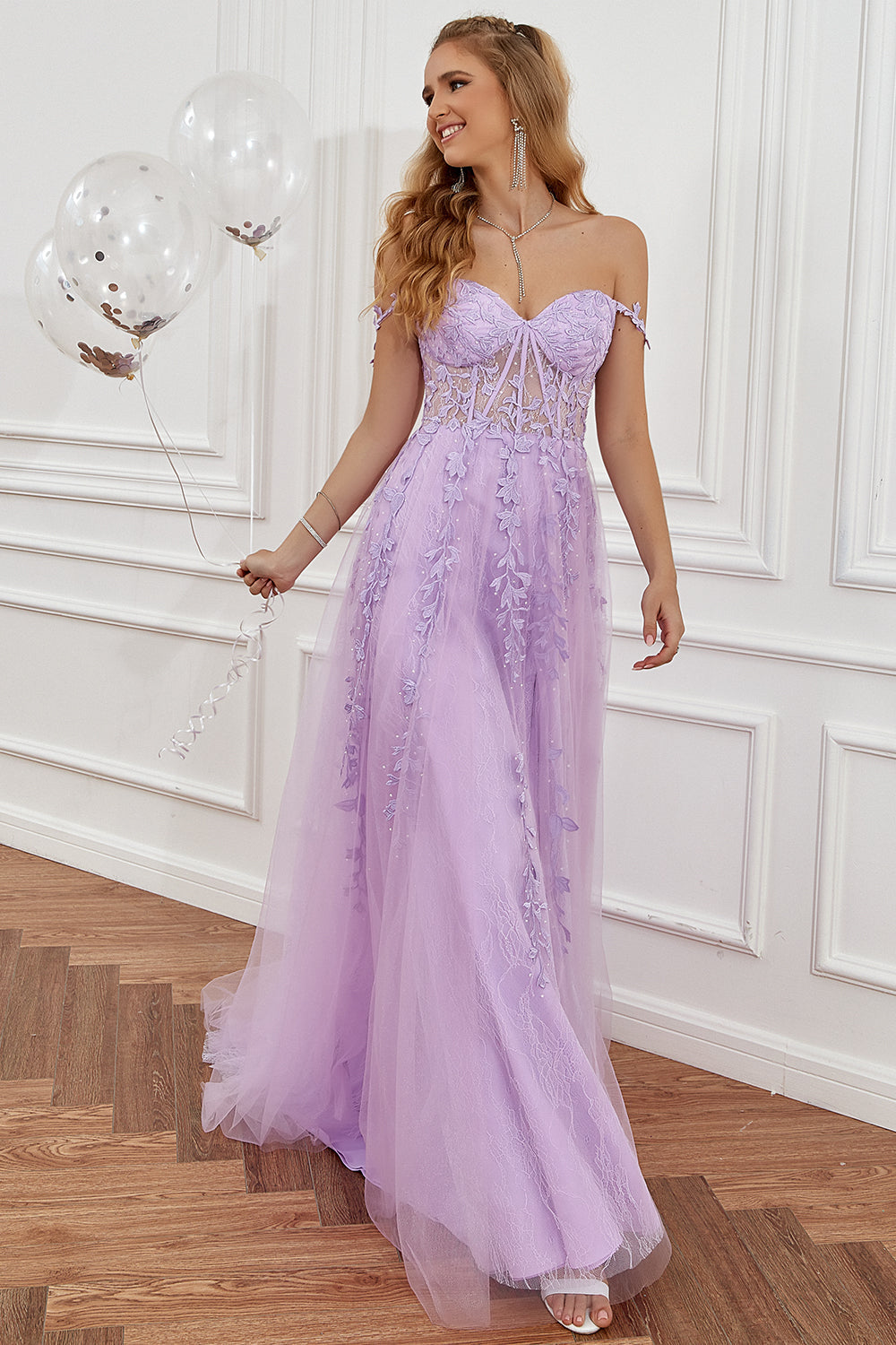 Robe de Soirée Élégance Sophie – Coupe A-Ligne, Détails Appliqués, Idéale pour Mariages et Événements Formels