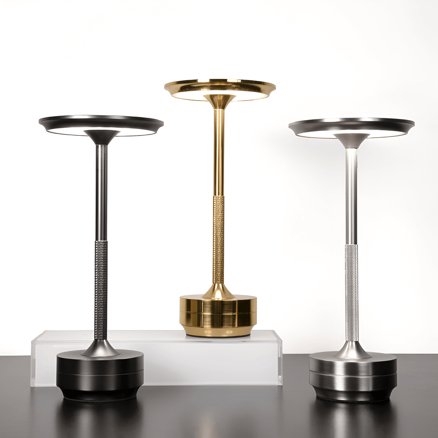Lampe AmbiGlow - Éclairage Sans Fil Rechargeable, Ambiance Élégante et Moderne pour Intérieur et Extérieur