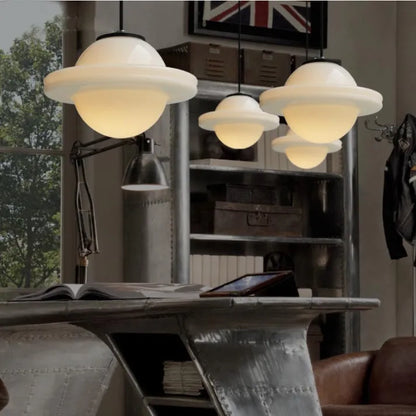 Suspension Géométrique en Verre Blanc Mat – Éclairage Vintage Élégant