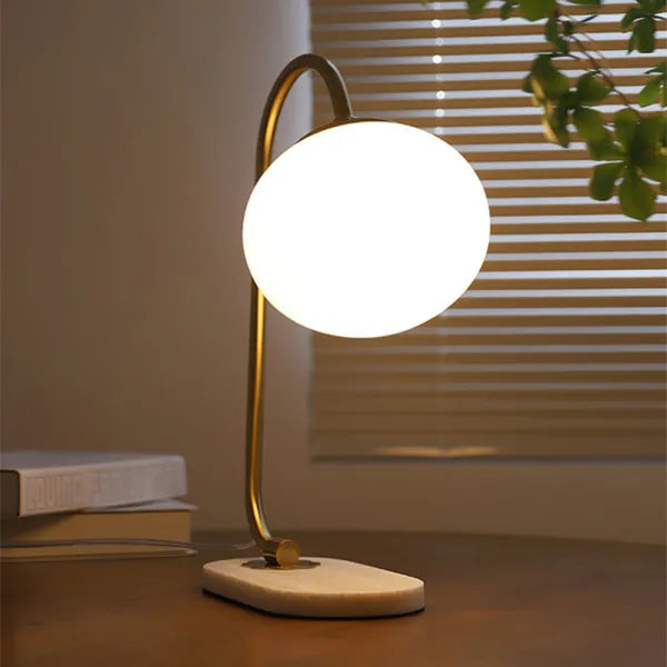 Lampe de Table Marshmallow - Design Moderne en Métal et Verre avec Éclairage Doux