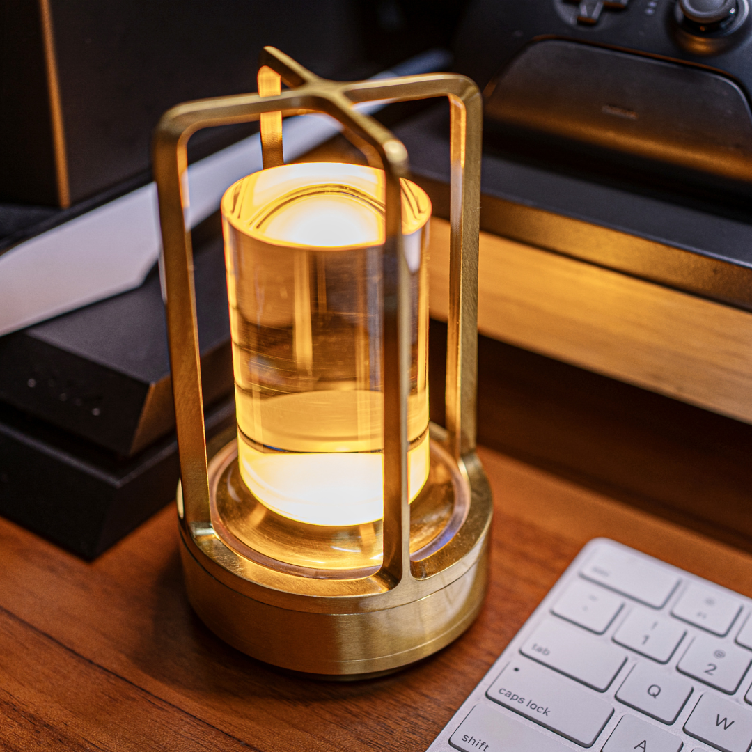 Lampe Kristal “Light of the Year” – Éclairage Design avec Diffuseur en Cristal et Fonctionnalités Modernes