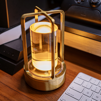 Lampe Kristal “Light of the Year” – Éclairage Design avec Diffuseur en Cristal et Fonctionnalités Modernes
