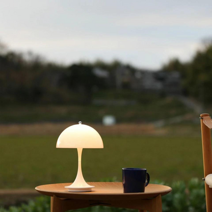 Lampe de Table EclatéAura™ Luxe – Raffinement et Éclat Élégant