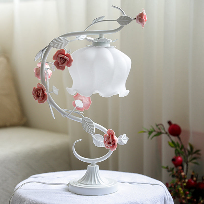 Lampe RoseGlo - Lampe Rose Élégante et Stylée avec Abat-jour en Verre, Éclairage Doux et Romantique