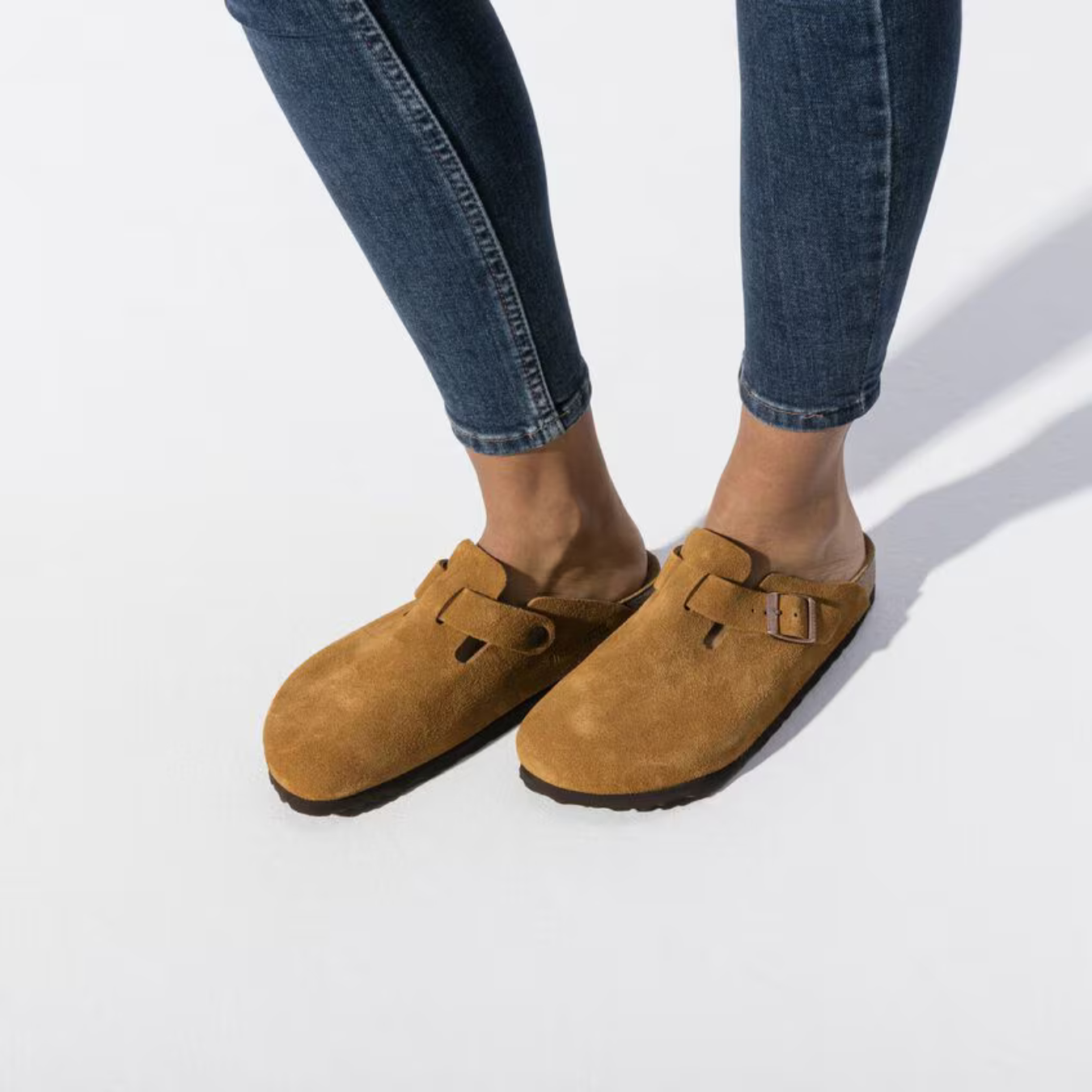 Boston | Cuir Velours Taupe – Sabots Classiques à Lit de Pied Moelleux Anatomique
