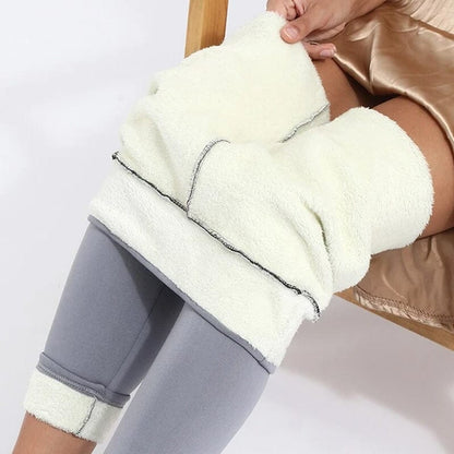Legging Hiver VeluWarm – Polaire Intérieure, Extérieur Velours, Confort Thermique Élégant