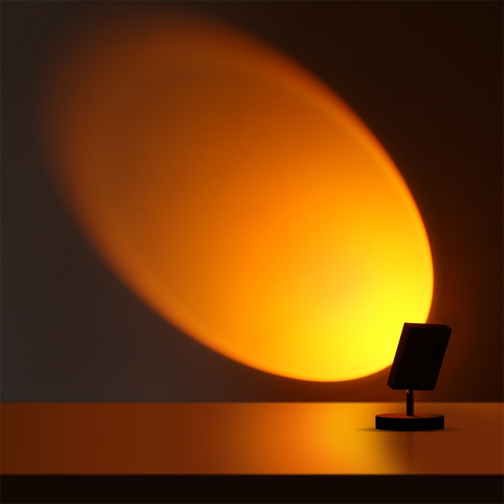 Lampe de Table SunGlow - Éclat Chaleureux et Design Nostalgique