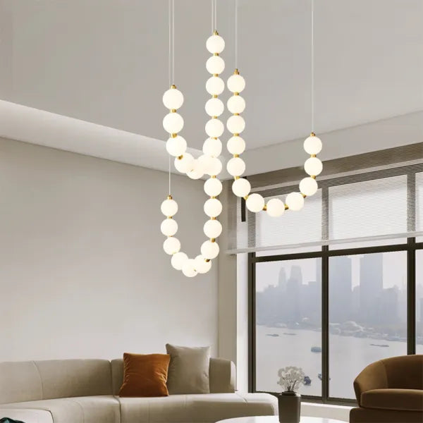 Chandelier Luxe Perles - Design Élégant en Métal et Acrylique, LED, H65 cm