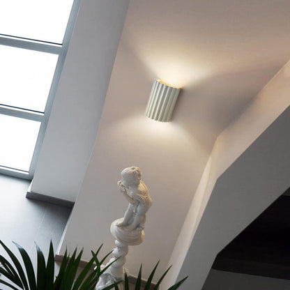 Suspension Moderne à Abat-jour Ondulé – Éclairage Élégant et Confortable