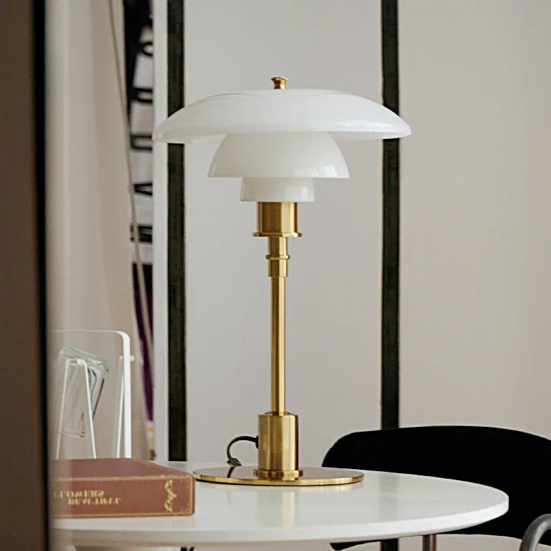 Lampe de Table Fjord – Élégance Scandinave en Verre et Métal pour Salon et Chambre