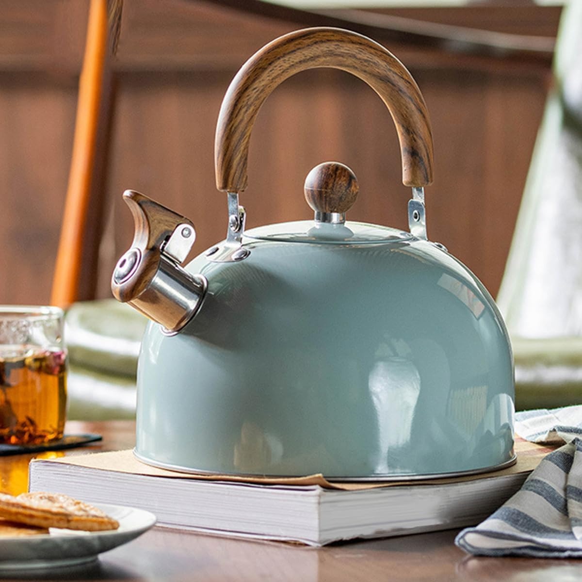 Bouilloire en Acier Inoxydable à Sifflet – Design Élégant et Capacité 2,5L/3L