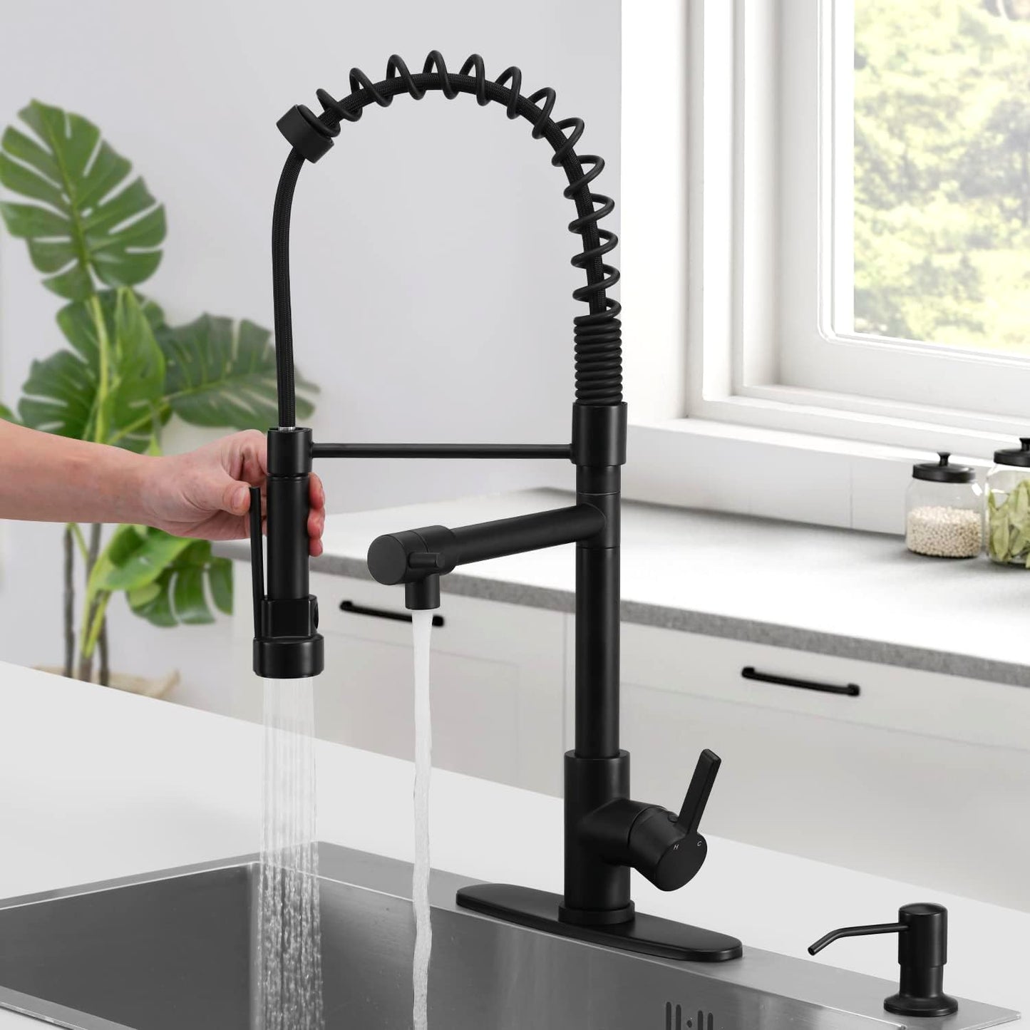 Robinet de cuisine noir mat avec douchette extractible
