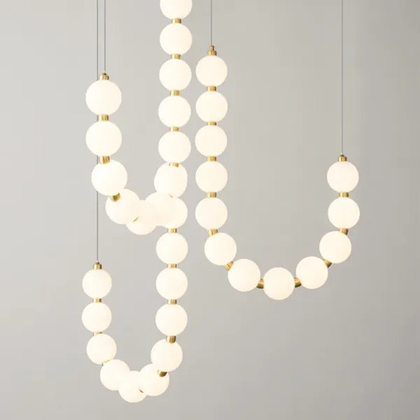 Chandelier Luxe Perles - Design Élégant en Métal et Acrylique, LED, H65 cm