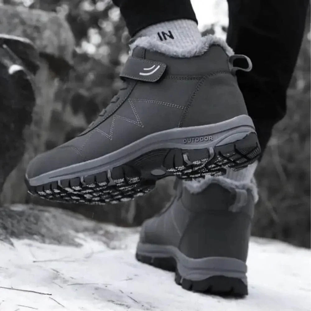ThermoGrip Boots – Bottes Chaudes Hiver, Antidérapantes, Imperméables, Unisexe avec Fermeture Velcro