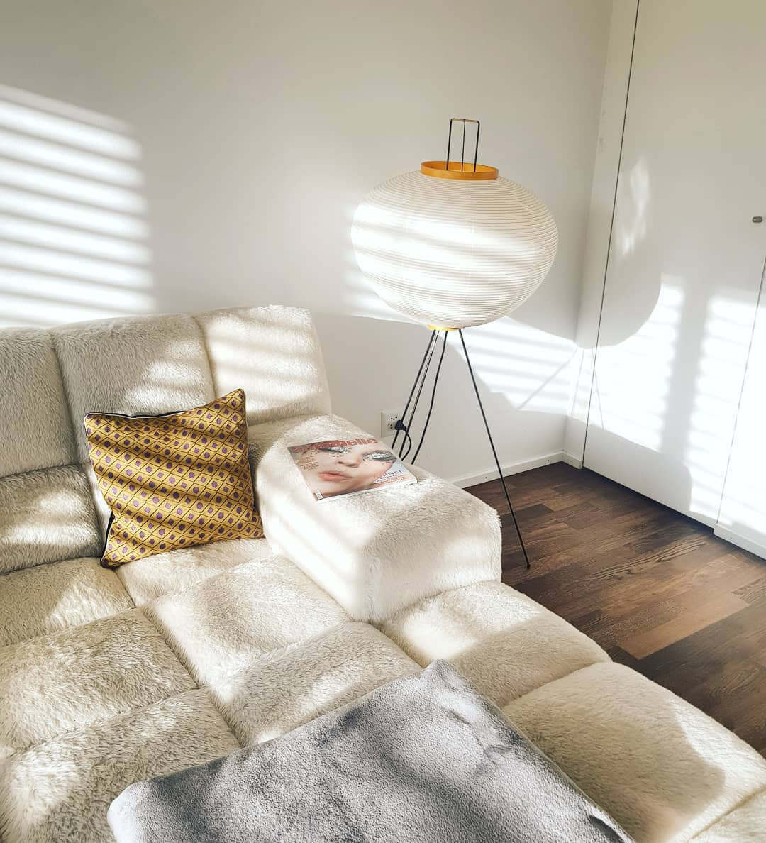Lampadaire en Papier de Riz - Élégance Minimaliste pour Salon et Chambre
