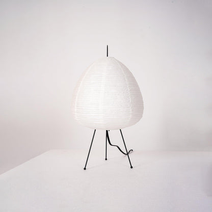 Lampe de Table Akari – Design Inspiré du Japon avec Papier de Murier et Métal