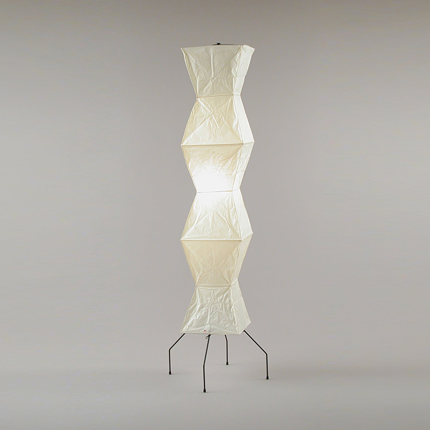 Lampadaire en Papier de Riz - Élégance Minimaliste pour Salon et Chambre