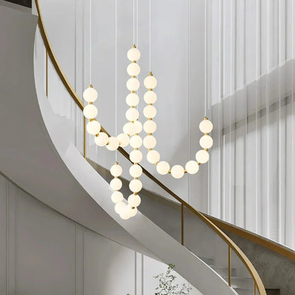 Chandelier Luxe Perles - Design Élégant en Métal et Acrylique, LED, H65 cm