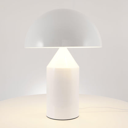 Lampe de Table Métal Lumino – Design Élégant & Éclairage Fonctionnel
