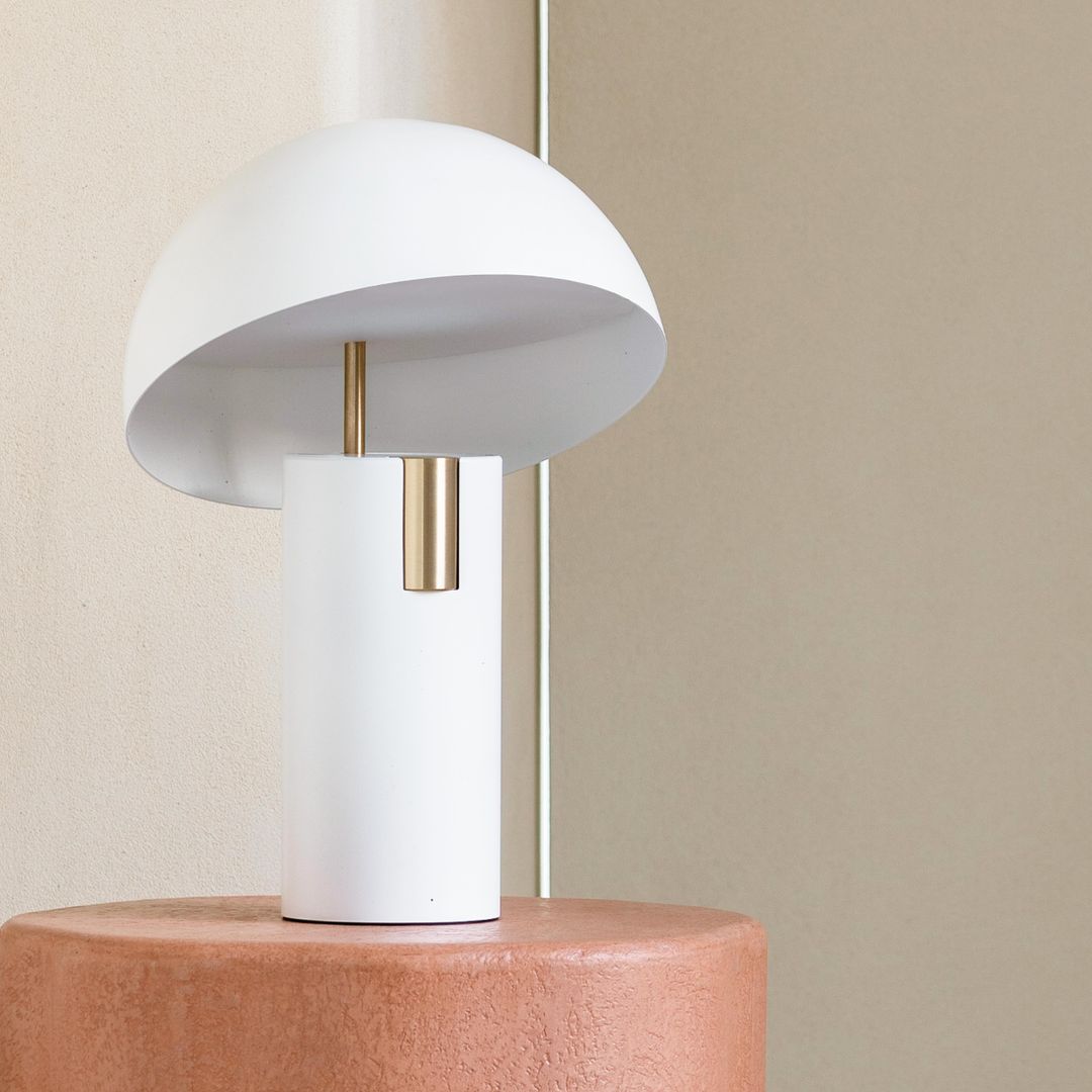 Lampe de Table Avo - Design Moderne avec LED Intégrée