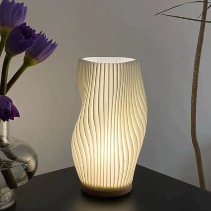 Lampe Serene Wavecrest - Élégance Contemporaine avec Dimmable USB
