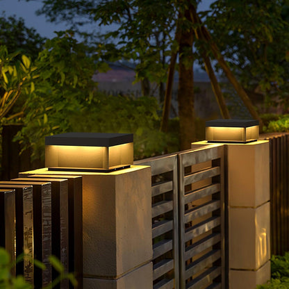 Lampe de Colonne Solaire Extérieure - Éclairage Résistant aux Intempéries avec LED