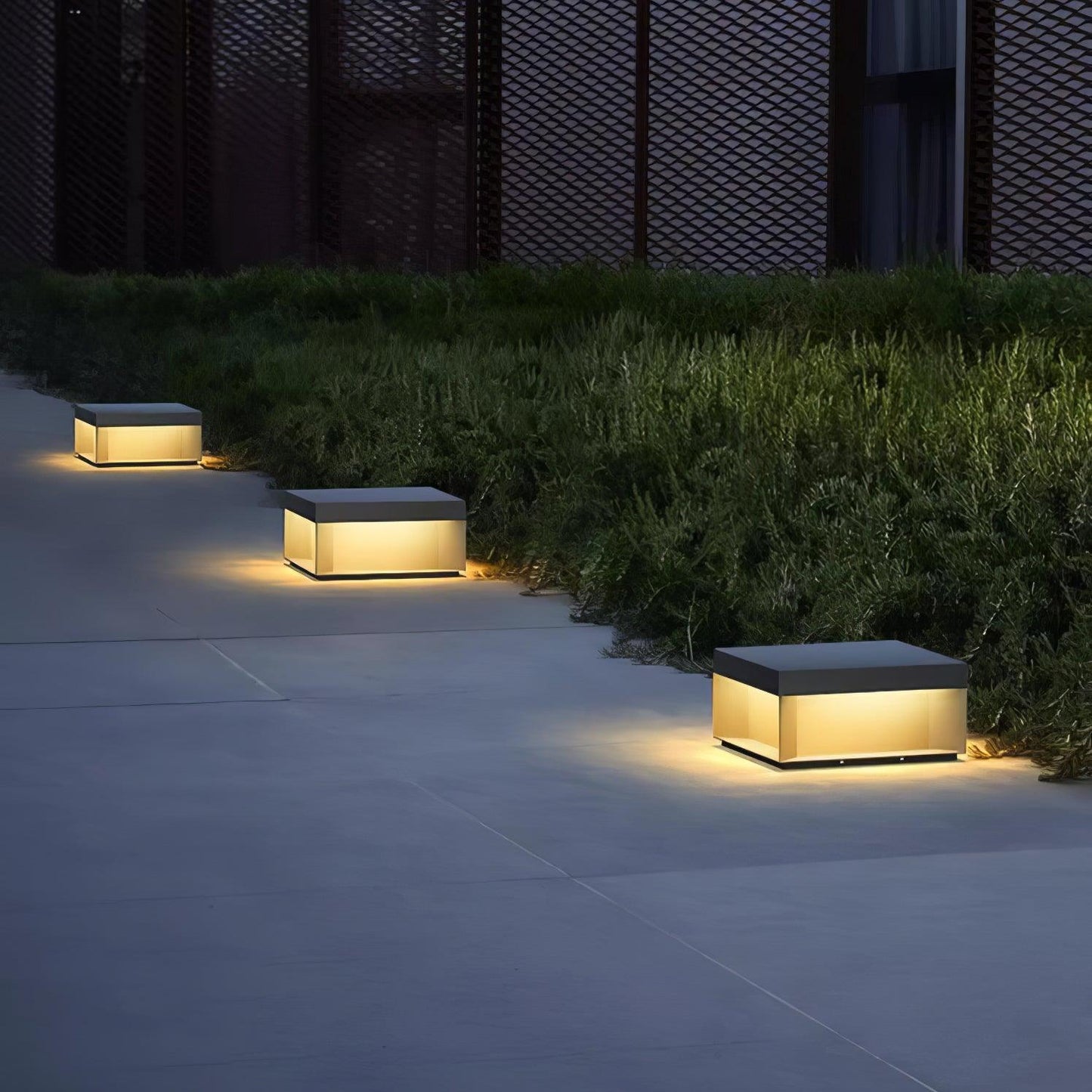 Lampe de Colonne Solaire Extérieure - Éclairage Résistant aux Intempéries avec LED
