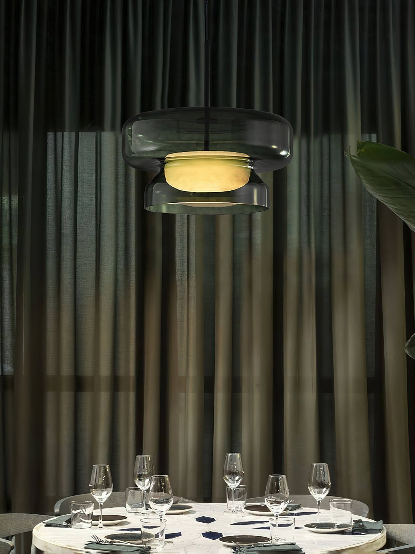 Suspension Bohemia - Lampe en Verre Soufflé avec LED Intégrée, Design Organique