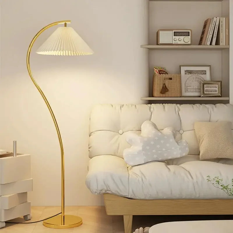 Lampadaire LED Moderne en Tissu – Éclairage Ajustable avec Design Pliant pour Salon et Bureau