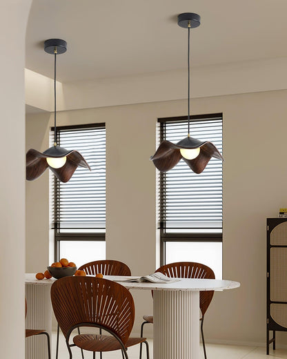 Suspension Casia Unique – Design Lotus avec Finition en Métal et Résine