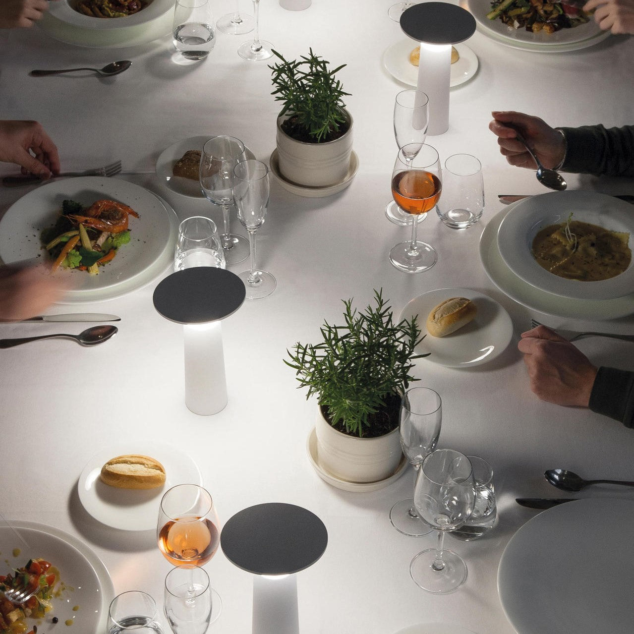 GlowBeam - Lampe de Table LED Moderne avec Tête Rotative