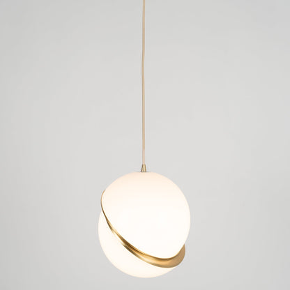 Suspension Mondsichel en Acryl et Laiton - Éclairage LED Moderne et Élégant