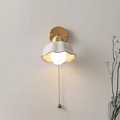 Lampe Murale Fleur Blanche Rétro Française - Éclairage Élégant