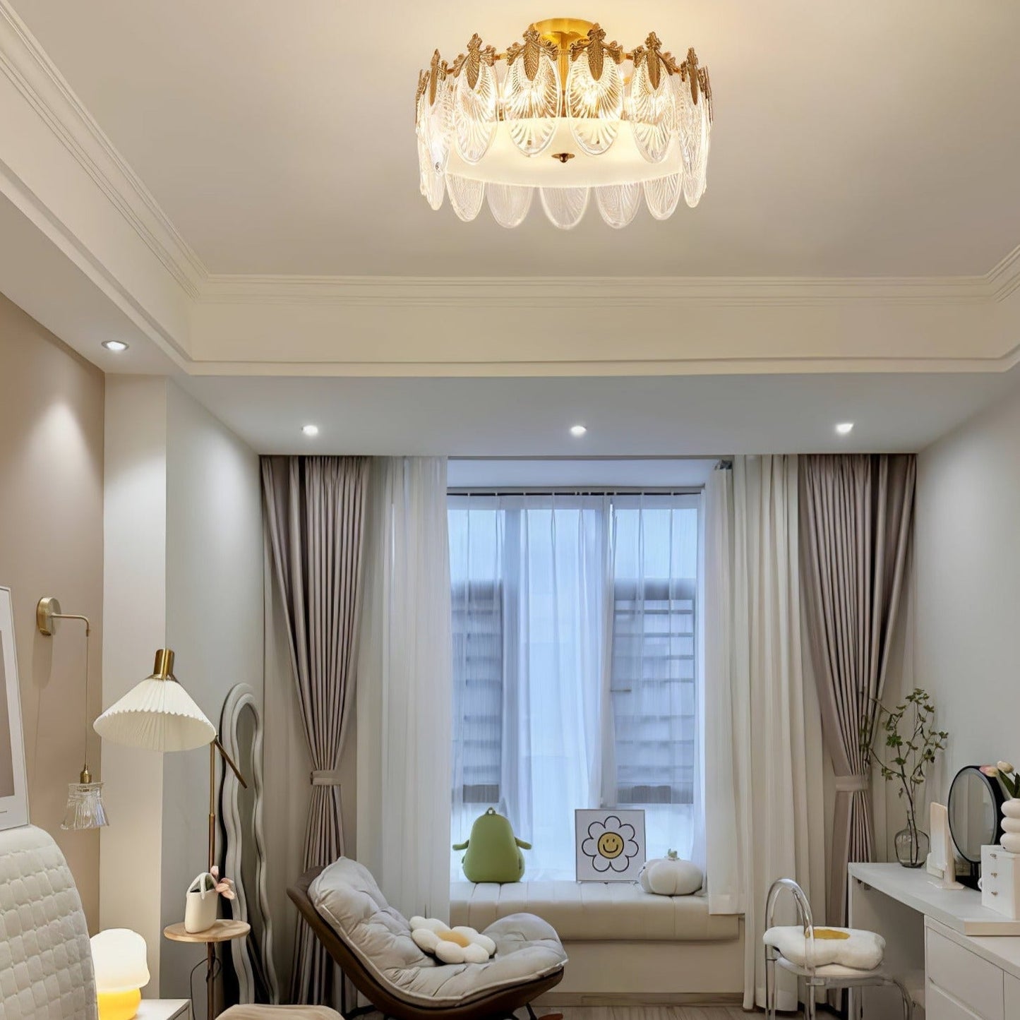 Chandelier Rond en Verre avec Motif Décoratif - Lampe Suspendue Élégante