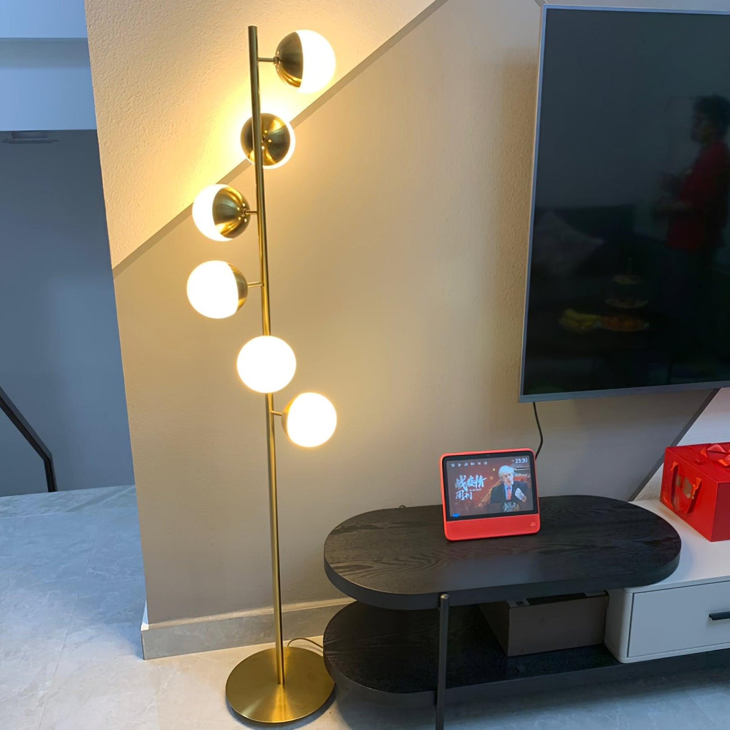 Lampe Arbre LED Doppler – Élégance Moderne avec Boules en Verre