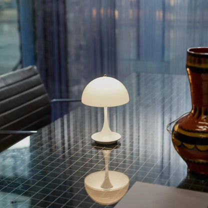 Lampe de Table EclatéAura™ Luxe – Raffinement et Éclat Élégant