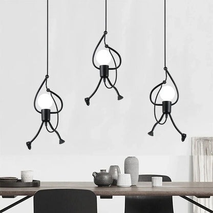 Suspension Lumineuse en Forme de Poupée - Apportez de la Joie à Votre Intérieur