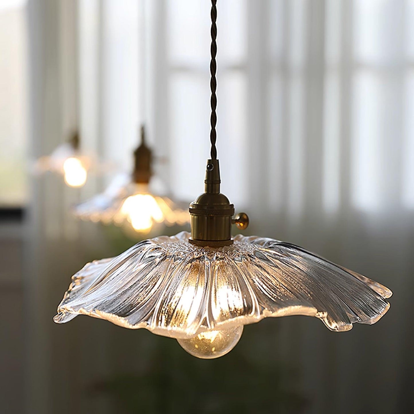 Suspension Flower Glass - Lampe en Verre Transparent, Design Rétro Élégant