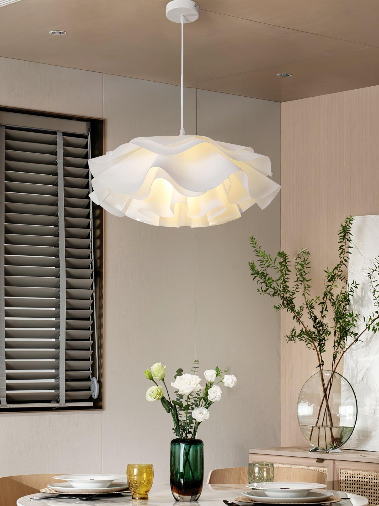 Lampe Pendante Blanche en Forme de Fleur – LED