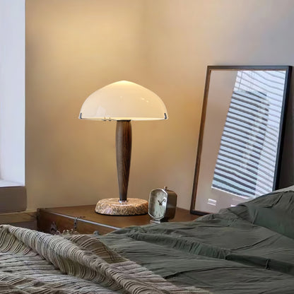 Lampe de Table Herman – Élégance Inspirée et Design Raffiné