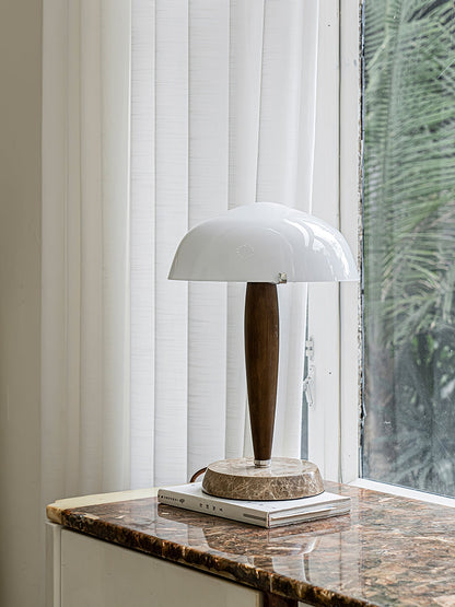 Lampe de Table Herman – Élégance Inspirée et Design Raffiné