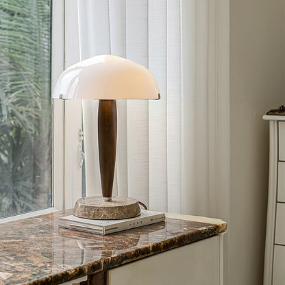 Lampe de Table Herman – Élégance Inspirée et Design Raffiné