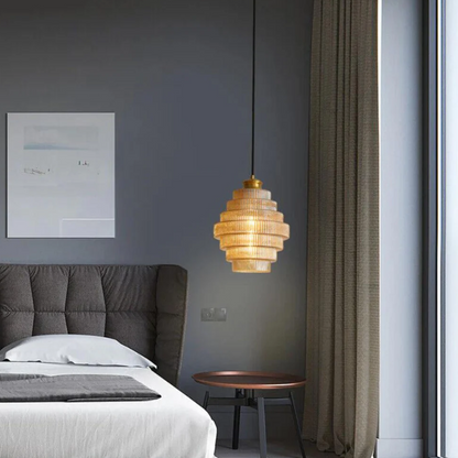 L'Éclat de Carafe – Suspension Lumineuse en Verre Élégante pour Ambiance Raffinée