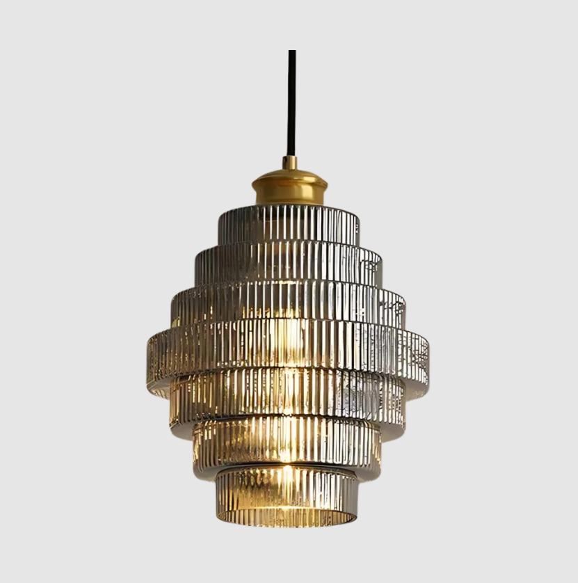 L'Éclat de Carafe – Suspension Lumineuse en Verre Élégante pour Ambiance Raffinée